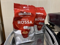 Proslulá italská káva Lavazza na cappuccino